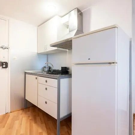 Homenfun Park Gueell Apartment