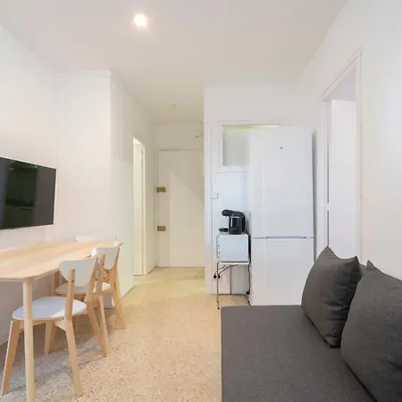 Homenfun Park Gueell Apartment