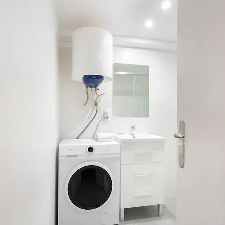 Homenfun Park Gueell Apartment Barcelona