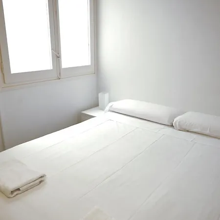 Homenfun Park Gueell Apartment *
